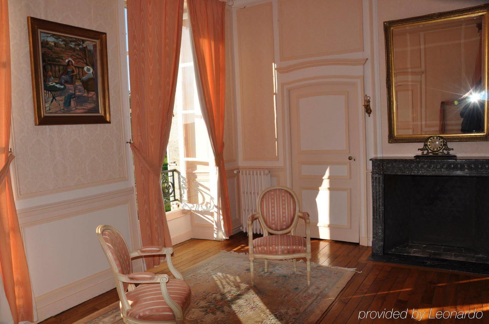 Appartement Ch\u00E2teau de la Folti\u00E8re à Saint-Germain-en-Coglès Chambre photo